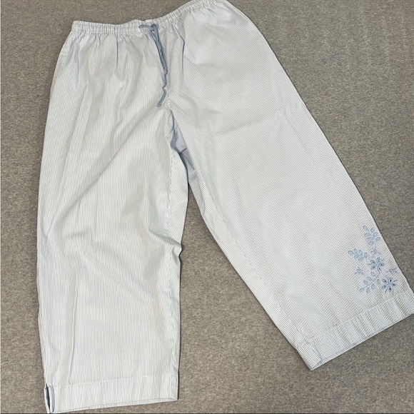 Vintage Pants - Vintage Sarah Bentley Cropped Pants Size Small Coastal Striped Pullup High Rise